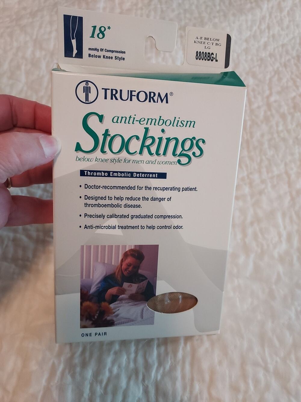 TruForm Anti-embolism size Large 8808BG Beige NWT Below knee
